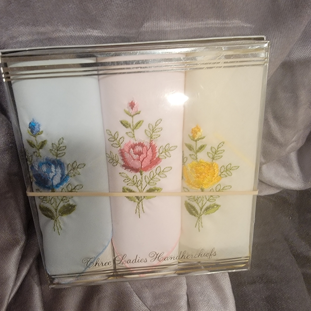 100% Cotton Rose Embroidered Three Ladies Handkerchiefs New In Package!